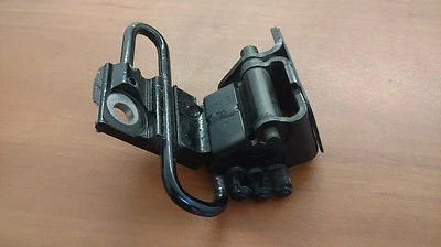 BISAGRA PUERTA INFERIOR DELANTERA IZQUIERDA LAMBORGHINI GALLARDO OEM 4E0831411C Foto 1 de 4