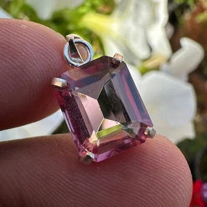 Colgante de alejandrita de 8 quilates con cambio de color - Piedra preciosa natural certificada en plata 925 - Imagen 1 de 6
