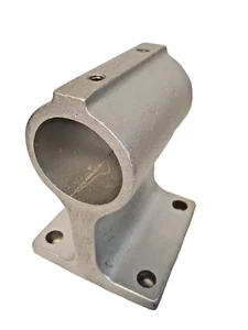 Hollaender 54-4-8 Offset Wall Flange Aluminum 1-1/2" PIPE NEW CONDITION - Picture 1 of 7