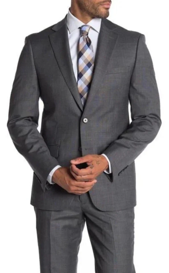 Traje de carbón Calvin Klein Foto 1 de 1