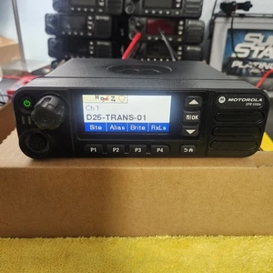 MOTOROLA XPR 5550e UHF 450-512MHz AAM28TRN9RA1AN-CAPACITY PLUS Power tested Only - Picture 1 of 17