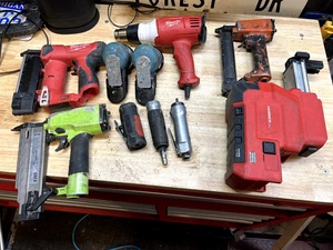 Milwaukee M12 23 Gauge Cordless Pin Nailer 2540-20 + Pneumatic Parts Lot -- DEAL - Picture 1 of 6