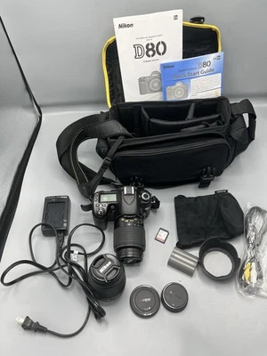 Cámara digital Nikon D80 SLR con kit de lente de 18-55 mm / 55-300 mm 5195 obturador acto Foto 1 de 4