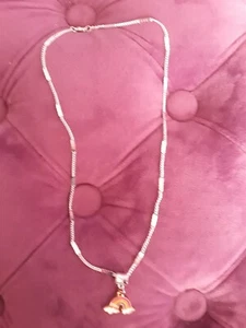 Chain With Pendant - Picture 1 of 1