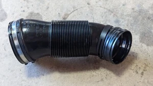 VW T-CROSS AIR INTAKE PIPE DUCT HOSE 5Q0129684 1.0TSI (2018-PRESENT) - Picture 1 of 4