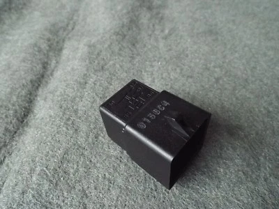 Rear Blower Fan Relay 1998 1999 2000 2001 Ford Explorer/Mercury Mountaineer 4x4 - Image 1 of 4