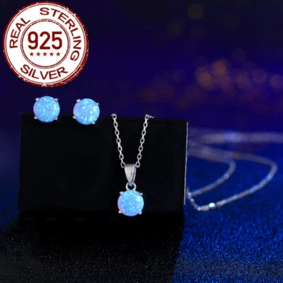 Conjunto de joyas de plata de ley 925 con colgante de ópalo azul místico Foto 1 de 4