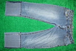 Junior's/Women's Younique Cropped Blue Jeans Size 7 Cotton Blend (30/24) - Picture 1 of 5