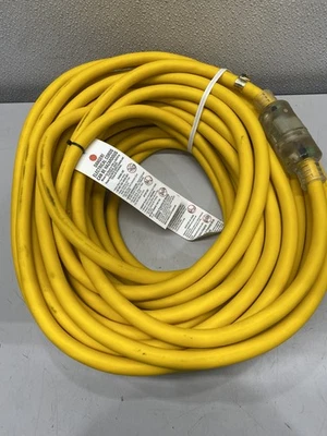 Cable de extensión Southwire polar/solar 10/3 SJEOOW amarillo 100 pies 15A Foto 1 de 2