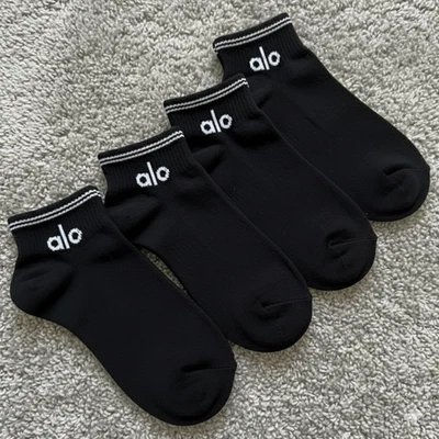 NWT 4 Pairs Alo Yoga Unisex Half Crew Socks Black Cotton Blend Throwback Style - Image 1 of 4