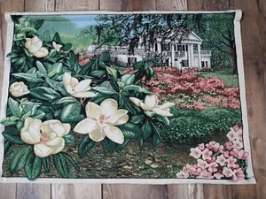 Magnolie Plantage Blüte Wandteppich Wandbehang Floral 36 x 26 Hergestellt in den USA - Bild 1 von 13