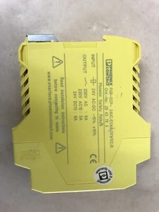Relé de seguridad Phoenix Contact PSR-SCP-24UC/ESA4/3X1/1X2/B - Imagen 1 de 7