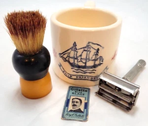Butterscotch Bakelite Shaving Brush Gillette Old Spice Friendship Hull Mug 1940 - Bild 1 von 9