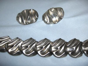 Vintage Frosted Silver Chunk Link Statement 18" Necklace & Clip Earrings NICE - Picture 1 of 7