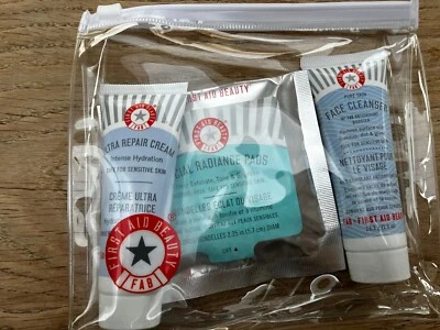 First Aid Beauty Set Ultra Repair Cream, Face Cleanser And Facial Radiance Pads