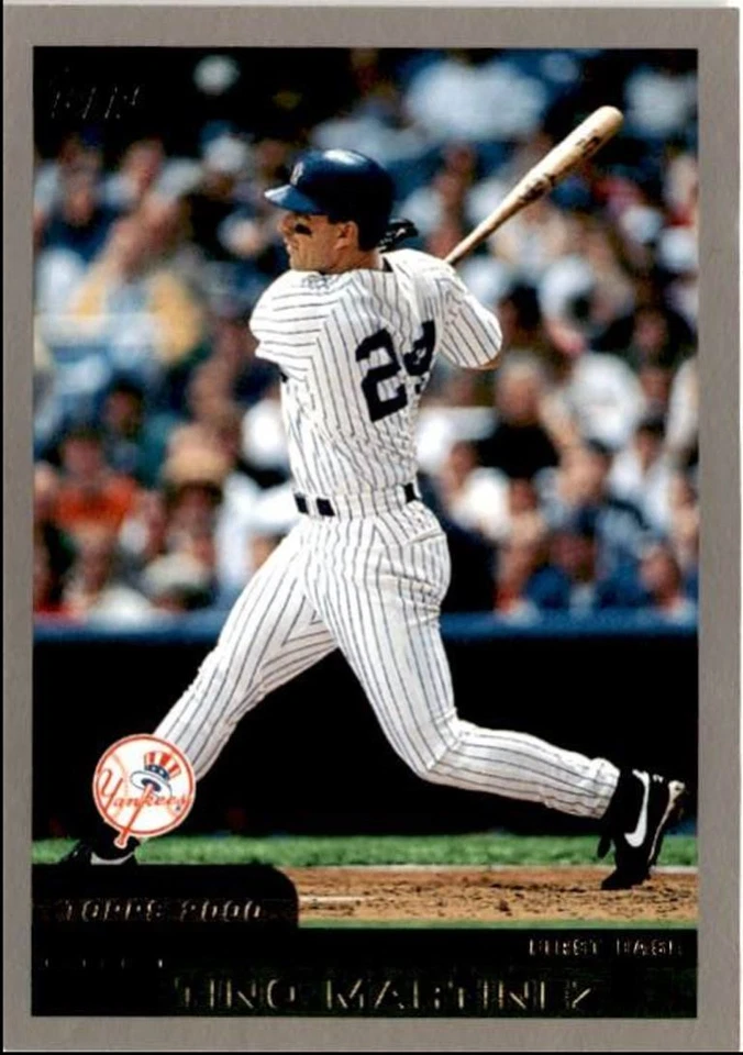 2000 Topps Basbeall Card Tino Martinez New York Yankees #370 - Image 1 of 2
