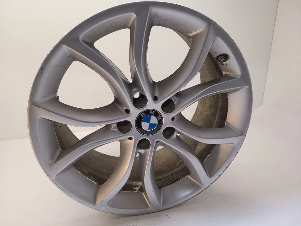 BMW X6 2015-2019 19x9 llanta de aleación 5 radios V 18 mm desplazamiento 36116858873 Foto 1 de 4