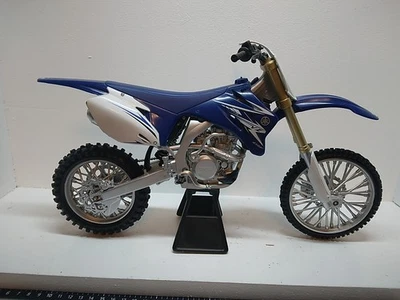 diecast motorcycles - Image 1 of 4