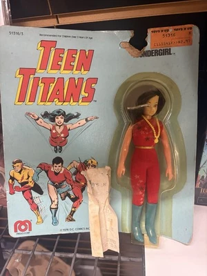 Figura de acción de colección Mego Teen Titans Wonder Girl RARA 1976 A/recibo original Foto 1 de 2