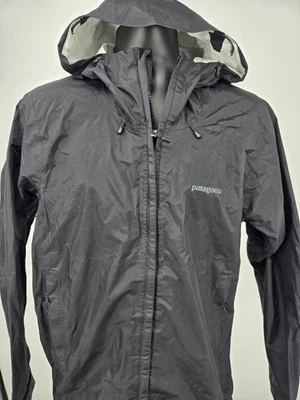 Patagonia Torrentshell Jacket Mens Large Black H2No Waterproof Hooded Rain 83801 - Image 1 of 4