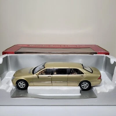 Sun Star 1/18 Mercedes Benz S Class Pullman Limousine  - Image 1 of 4