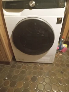SAMSUNG DV90T8240SE Wärmepumpentrockner (9 kg, A+++, Weiß) - Bild 1 von 3