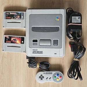 Super Nintendo Snes - Grau +1 Controller + Starwing und Top Gear 2 - Imagen 1 de 8