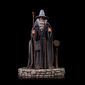 IRON STUDIOS The Lord of the Rings The Hobbit Gandalf 1/10 Scale Statue Display - Picture 1 of 9