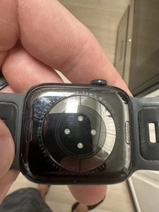 Apple Watch Series 8 - 45 Mm - Photo 1 sur 5
