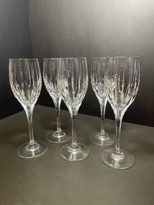 Mikasa ARCTIC LIGHTS Crystal Wine Glasses Set Of 5 Vertical Cuts 6 Oz Chablis - Picture 1 of 17