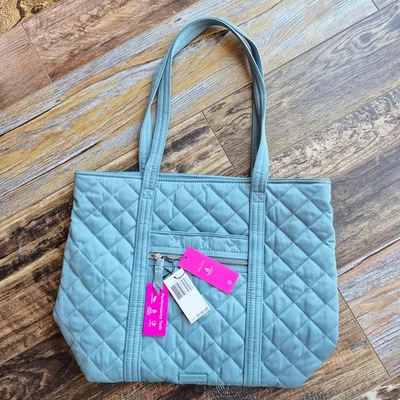 NUEVO CON ETIQUETAS VERA BRADLEY Performance Twill Bolso Grande 14"x19" Repelente al Agua Remo Azul Foto 1 de 4