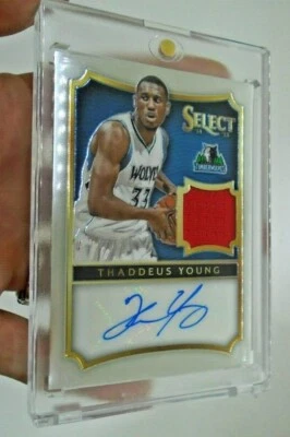 Camiseta deportiva Panini Select #44 Thaddeus Young 2014-15 parche automático 122/199 Foto 1 de 4