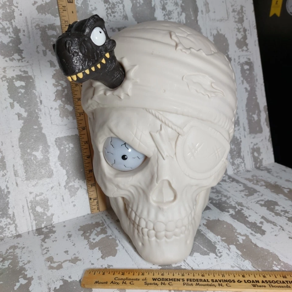 Zuru Smashers Isla Dino Trabajo Gigante Pirata Calavera Cabeza Megalodon Tiburón Foto 1 de 4