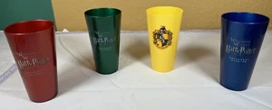 Wizarding World of Harry Potter Haus Wappen Becher 4 Tassen Set Universal Studios  - Bild 1 von 1