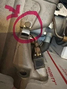 1965 64 CORVETTE FUEL INJECTION BALANCE TUBE ORIGINAL CLAMP & SCREW 7017380 UNIT - Bild 1 von 6