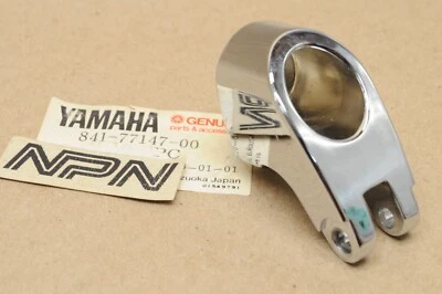 Yamaha moto de nieve EL433 GP246 GP292 GP338 GP433 PR440 cubierta bisagra #3 nuevo fabricante original Foto 1 de 4