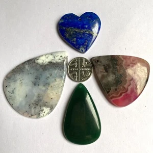 JOB LOT 1 X COBALT CALCITE, NEPHRITE, DENDRITIC OPAL AND A LAPIS LAZULI HEART - Picture 1 of 5