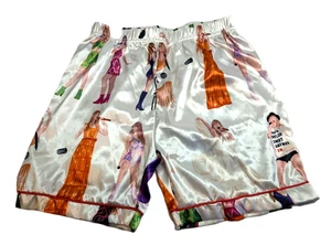 KOSTENLOSER VERSAND! Taylor Swift Singing Performing M Silky Boxen Freizeit Shorts - Bild 1 von 8