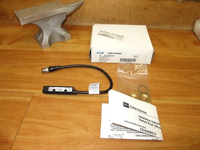 Eaton Cutler Hammer 13103AQD03 *NEW* Proximity Switch Sensor Comet Photoelectric - Image 1 of 4