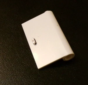 Lego x1 White 1x3x4 Right Cabinet Door, Open Hinge In Center, 58380 (028-233) - Picture 1 of 2