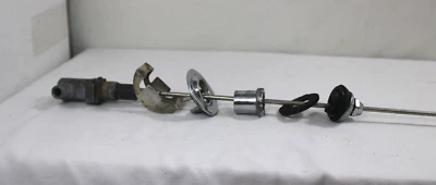 1955-1960 DODGE, PLYMOUTH STATIONARY ANTENNA AND MOUNTING PARTS - Image 1 of 4
