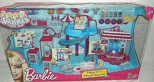 Juego de 32 piezas Barbie Squinkies Deluxe con tobogán de agua 3 en 1, escenario de roca, establos - Imagen 1 de 2
