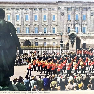 c1960s Band of Guards Leaving Buckingham Palace London UK Jumbo Postcard 6x9in - Picture 1 of 5