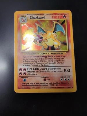 Charizard 004/102 Base Set Holo - Image 1 of 4