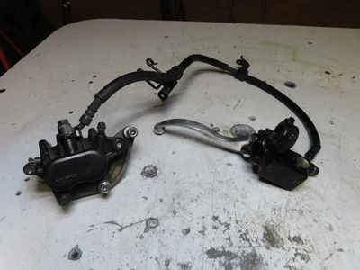 Sistema de freio dianteiro Honda CBR250R CBR250 2012 - Imagem 1 de 4