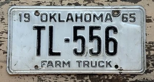 Old 65 OK. Garage Find Vintage 1965 Oklahoma Farm Truck license Plate TL-556 - Picture 1 of 2