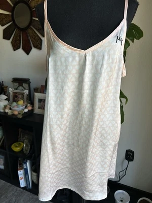 Camisón Betsey Johnson Corazones Rosa/Blanco *Sra.* Satén Chemise Talla Mediana Foto 1 de 4