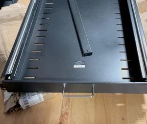 Gabinete de gabinete para rack Tripp Lite SRSHELF4PSLHD estante deslizante capacidad 200 lb - Imagen 1 de 2
