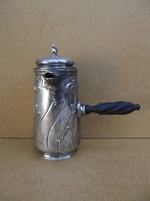 Victor SAGLIER théière ou chocolatiere en métal argenté 1809-1894 - Photo 1/4