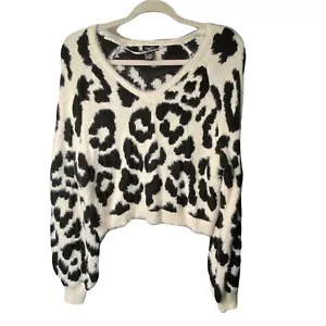 Suéter Recortado Rue 21 Negro/Blanco Estampado Cheeta Difuso Talla M - Imagen 1 de 3